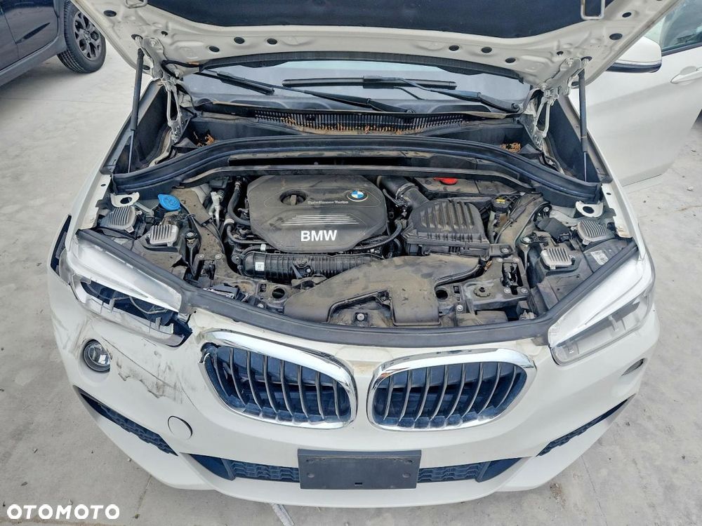 BMW X1 - 11