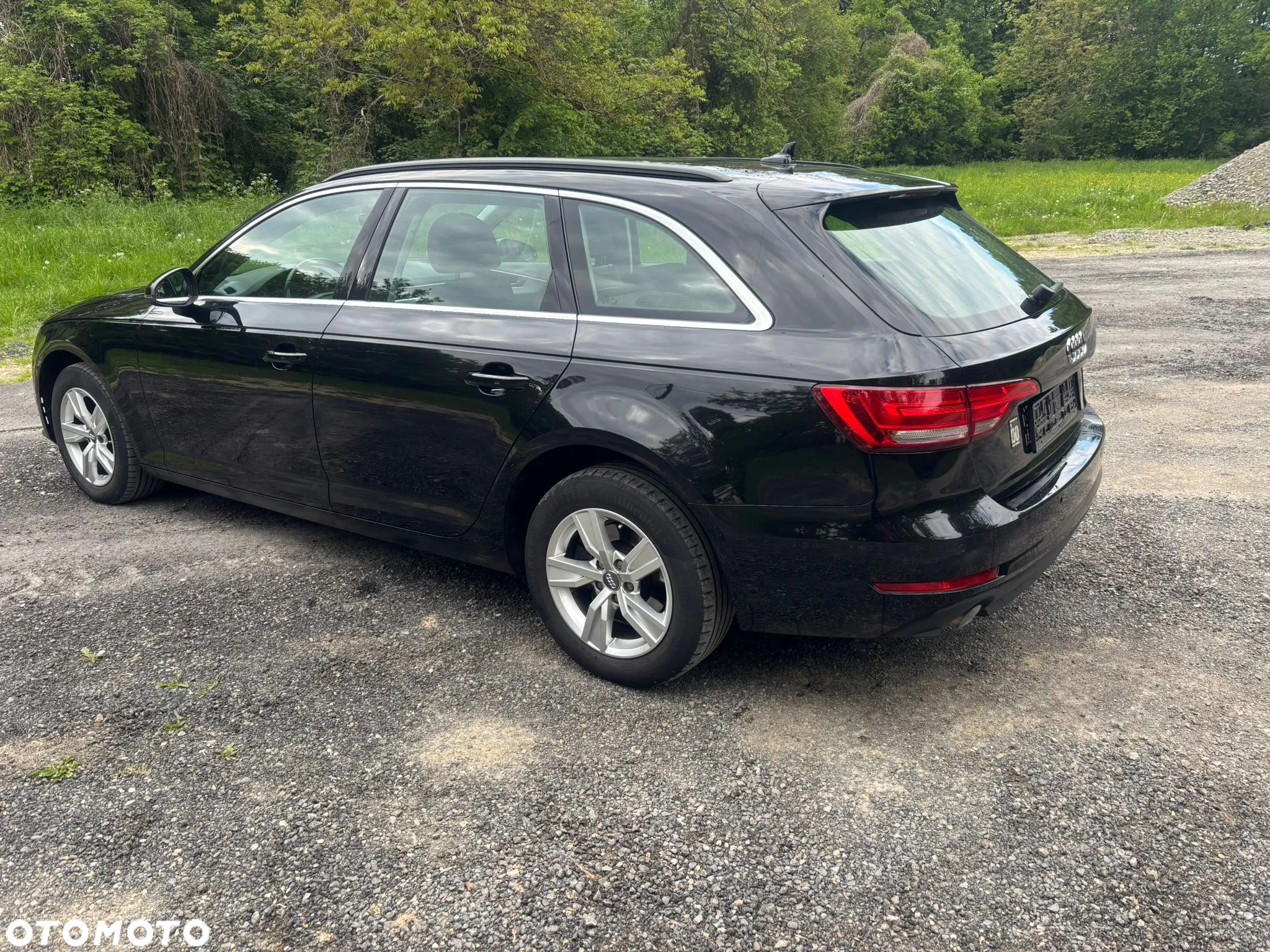 Audi A4 Avant 2.0 TDI S tronic - 16