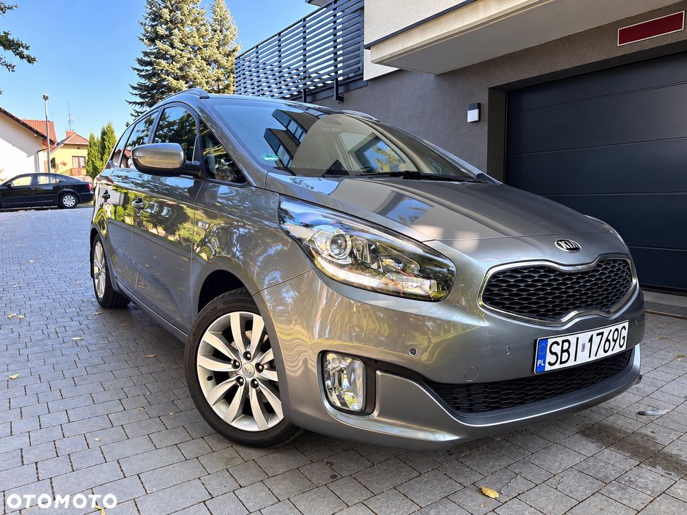 Kia Carens 2016 photo 5
