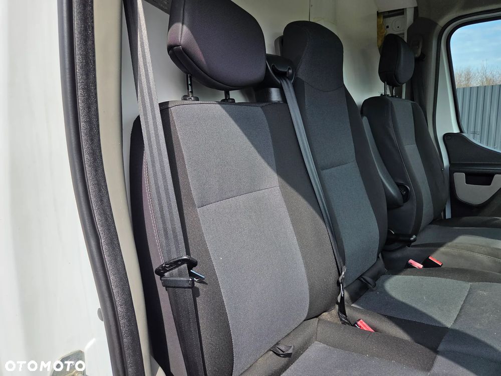 Renault Master - 24