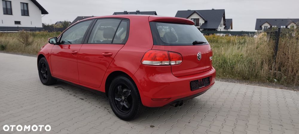 Volkswagen Golf 2010 photo 4