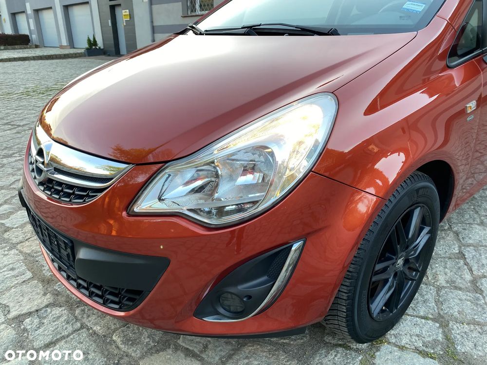 Opel Corsa 1.4 16V Satellite - 1