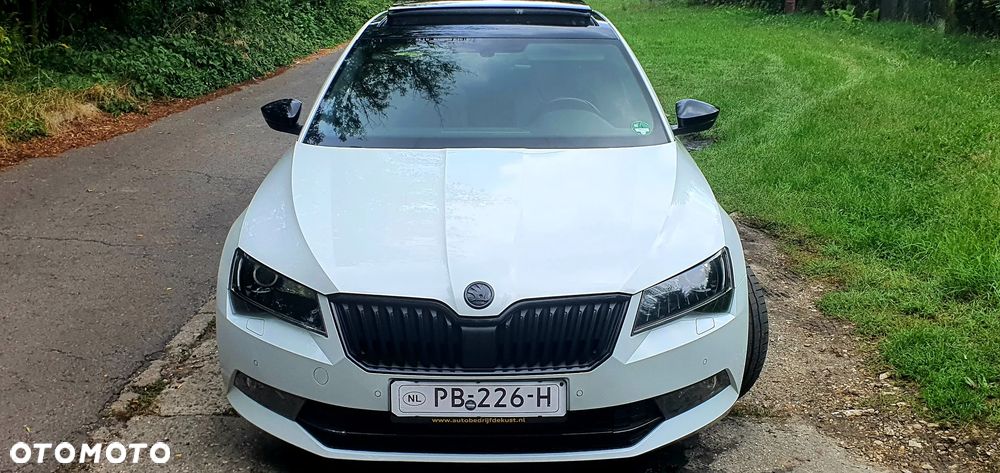 Skoda Superb 1.4 TSI ACT Sportline - 17