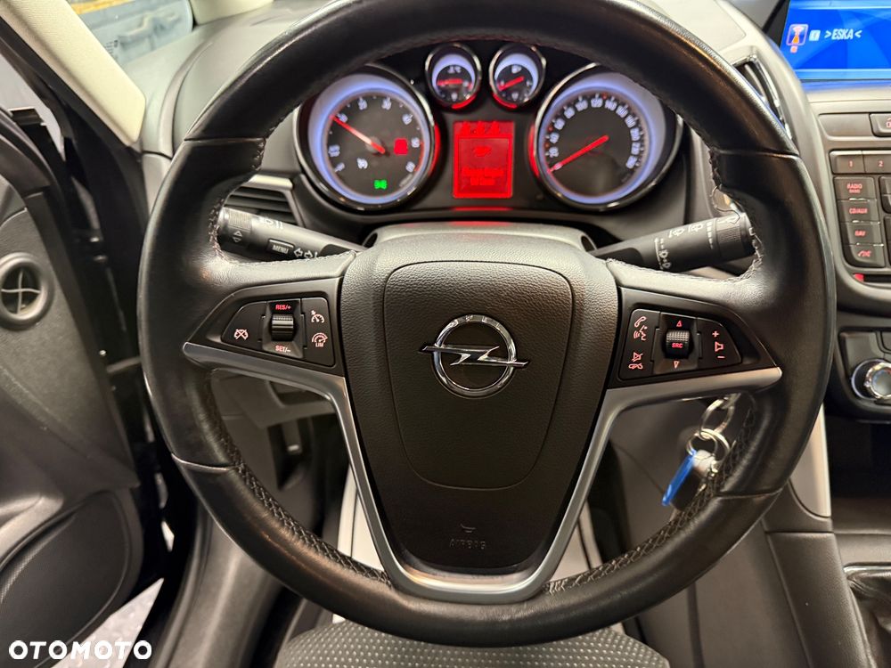 Opel Zafira - 15