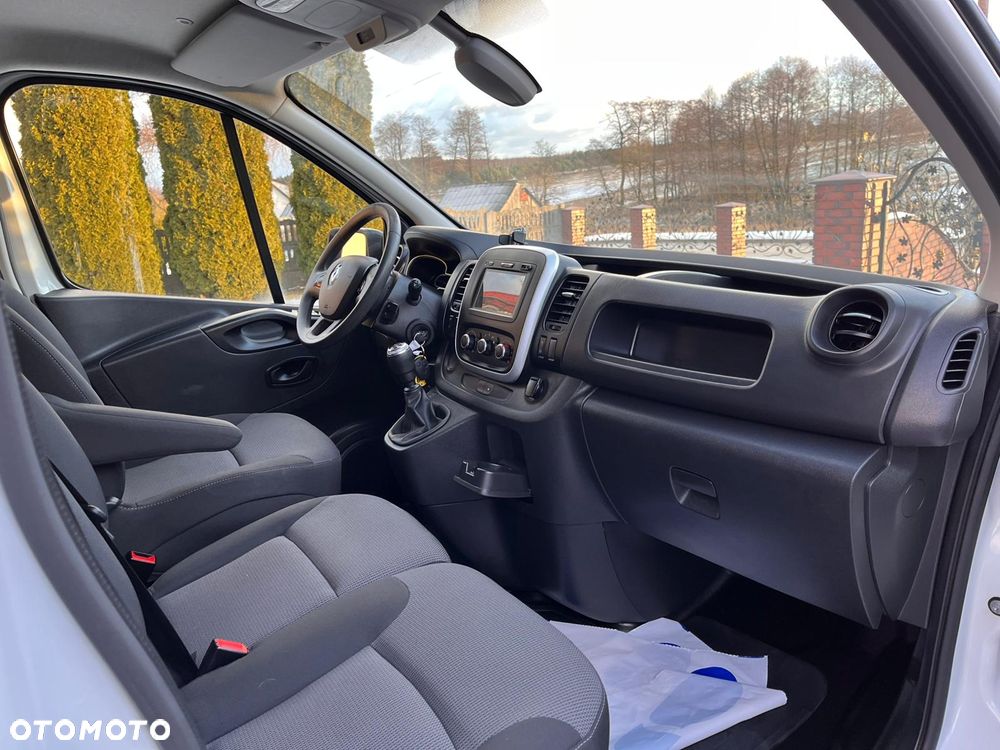 Renault Trafic - 11