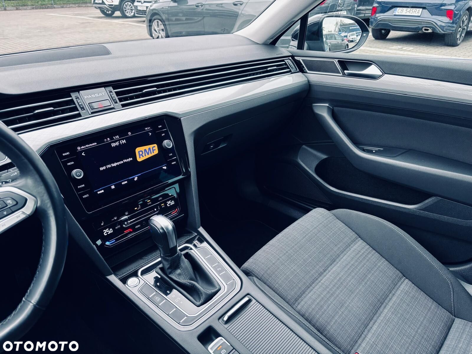 Volkswagen Passat 2.0 TDI EVO Business DSG - 25