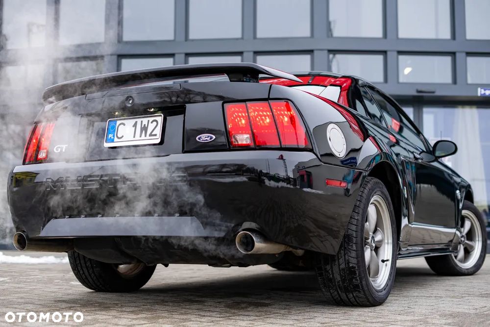 Ford Mustang 4.6 V8 GT - 3