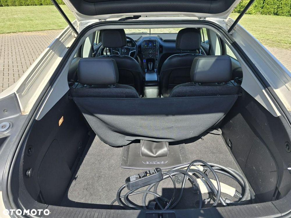 Opel Ampera - 21
