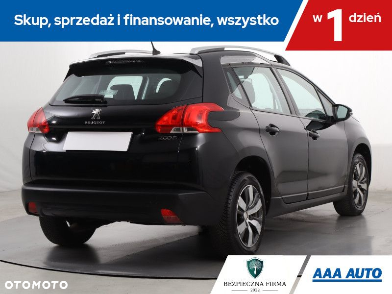 Peugeot 2008 - 6