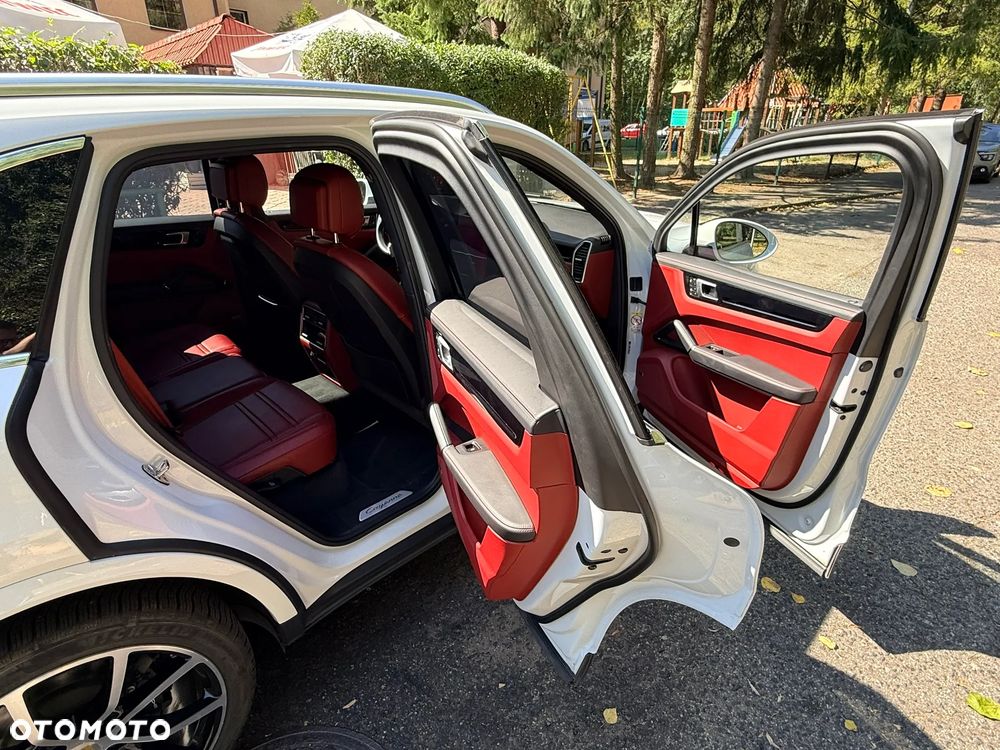 Porsche Cayenne Standard - 15