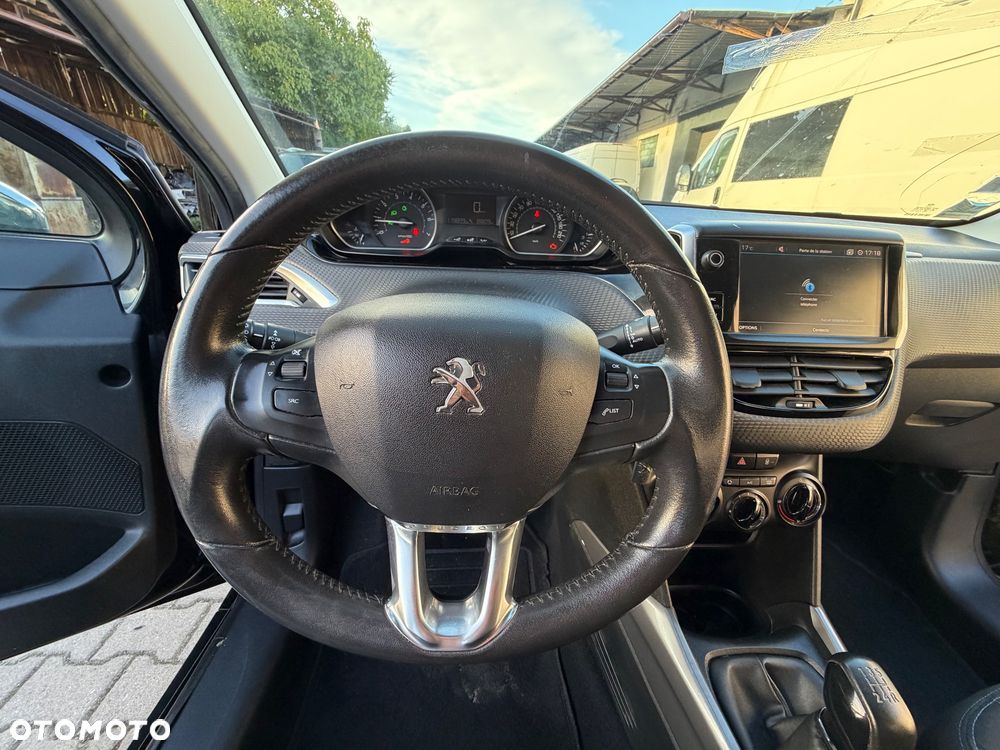 Peugeot 2008 PureTech 110 Style - 15