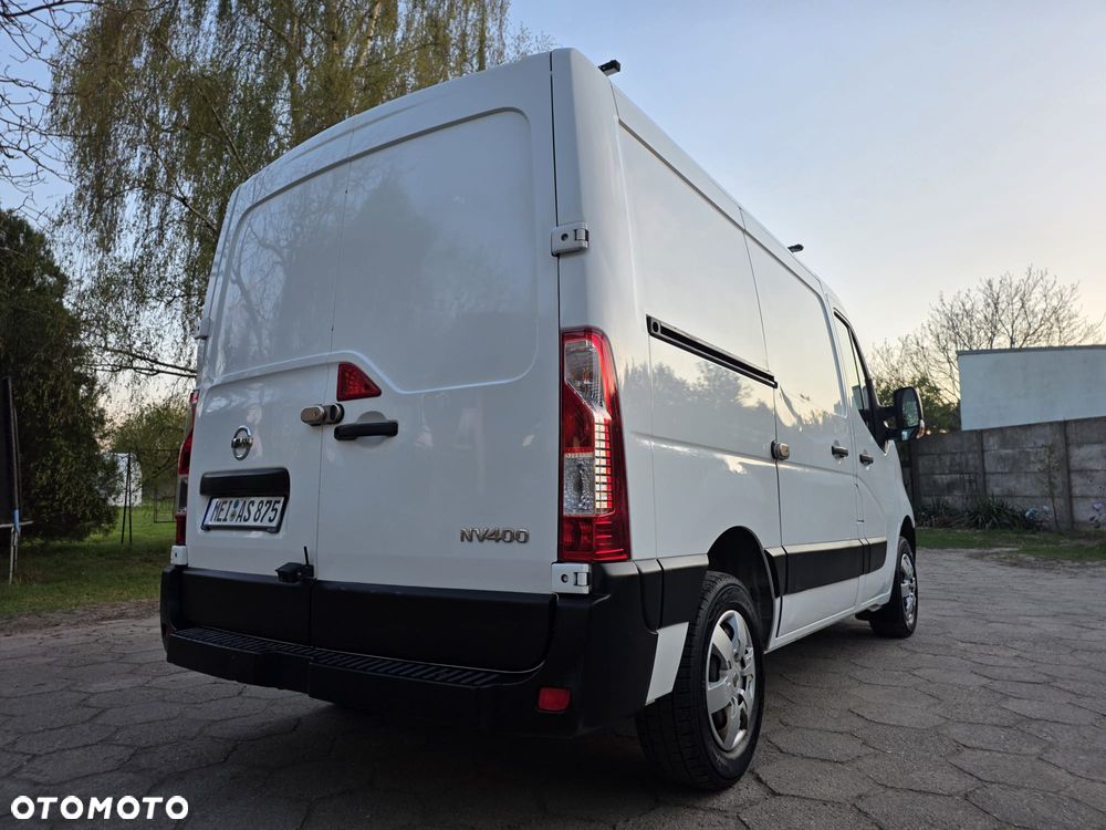 Nissan NV400 - 5