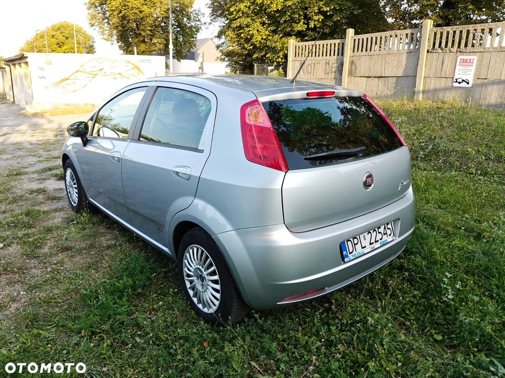 Fiat Grande Punto 1.4 16V Emotion - 3