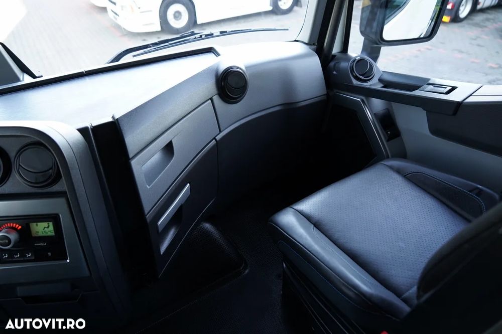 Renault T 520 / RETARDER / PIELE / LIMITED / TEAM ALPINE - 32