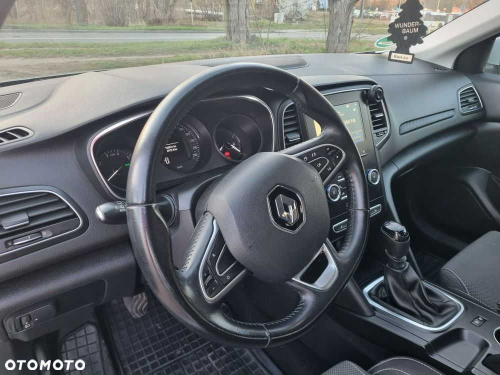 Renault Megane - 11