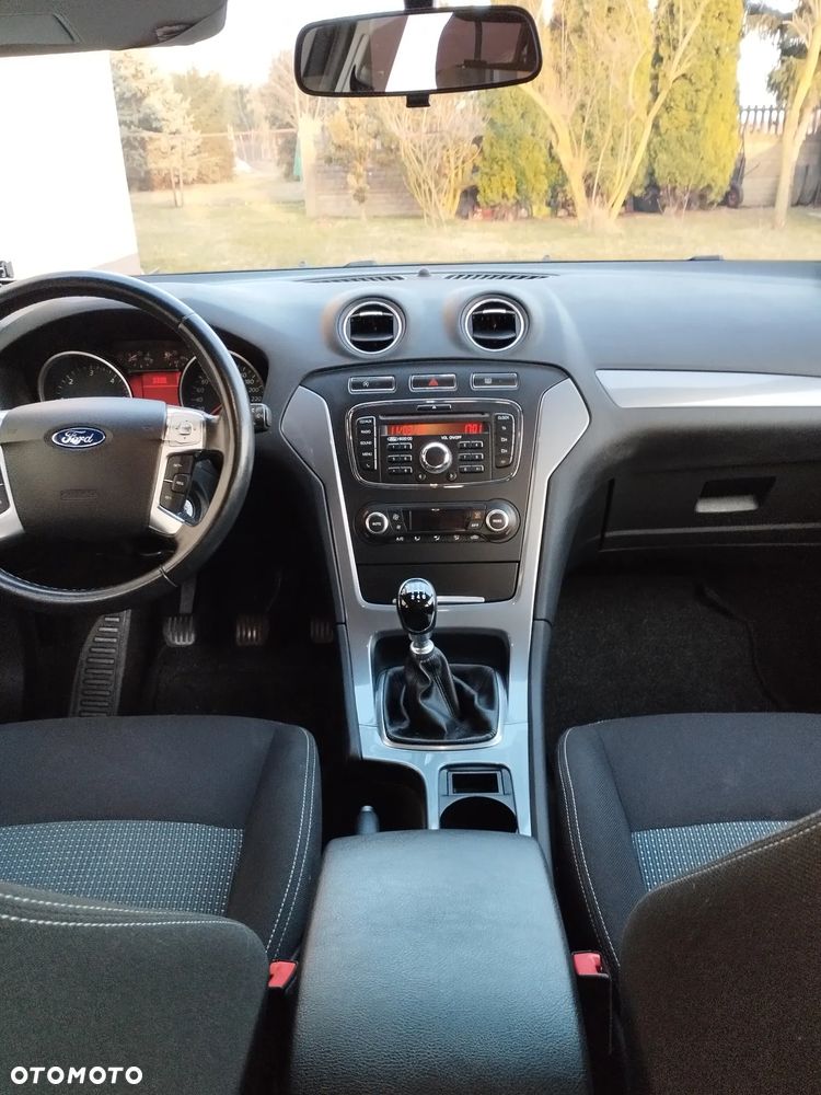 Ford Mondeo 1.6 TDCi Cool & Sound - 9