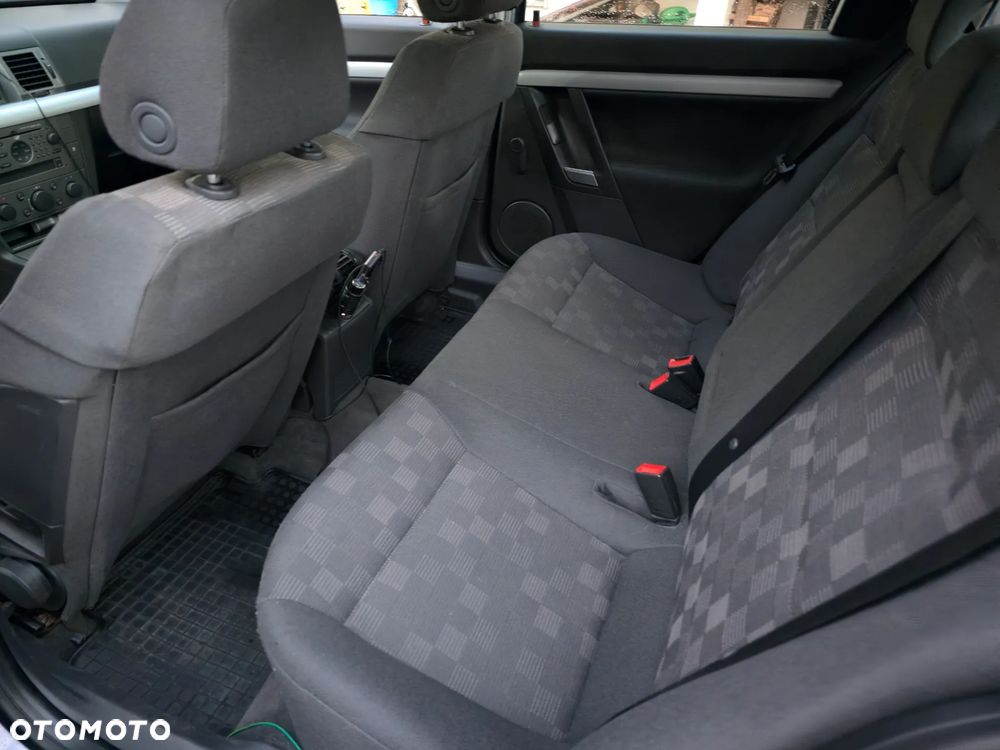 Opel Vectra 1.9 CDTI DPF Sport/GTS - 3