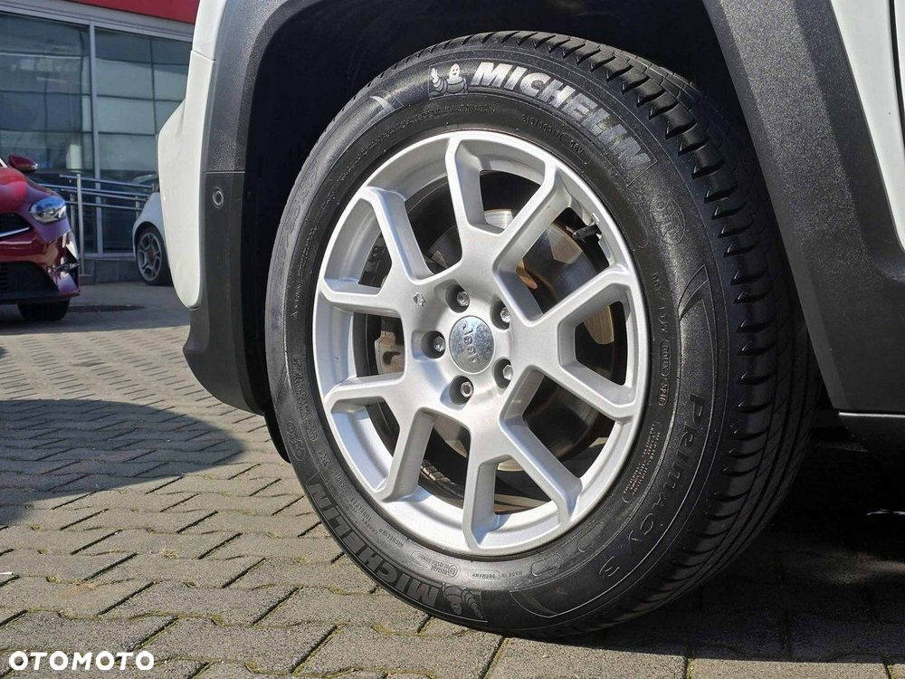 Jeep Renegade - 15
