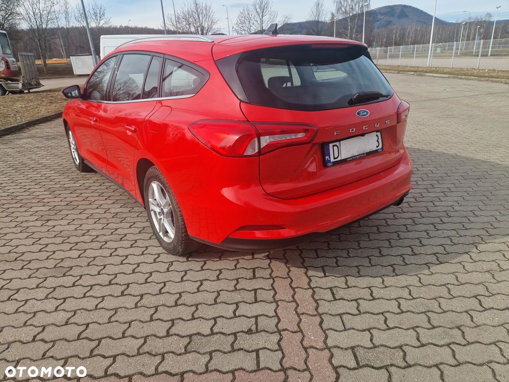 Ford Focus 1.0 EcoBoost Titanium - 8