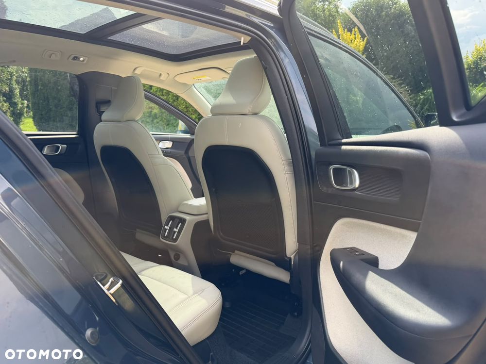 Volvo XC 40 T5 AWD Inscription - 31