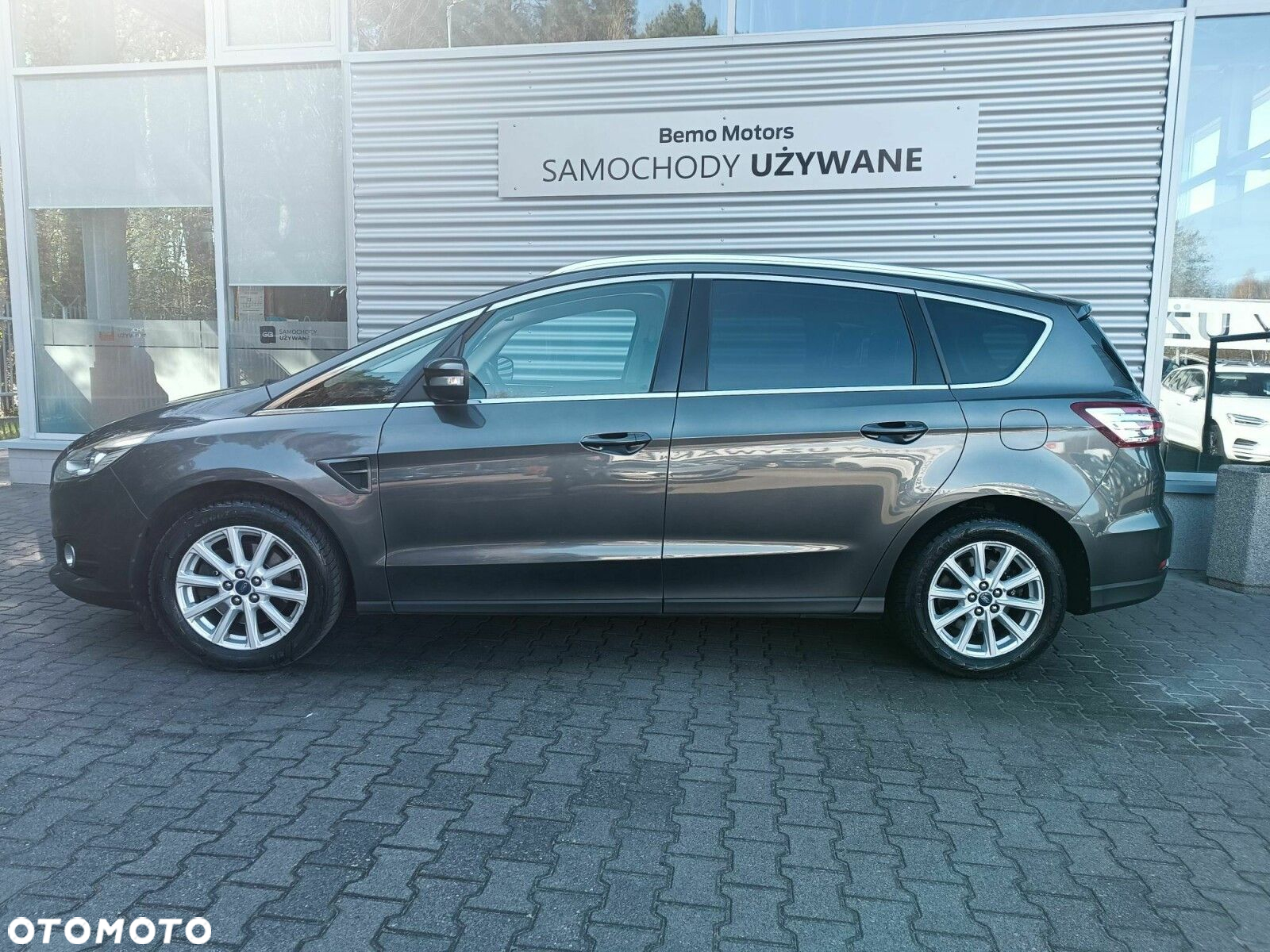 Ford S-Max 1.5 EcoBoost Titanium - 4