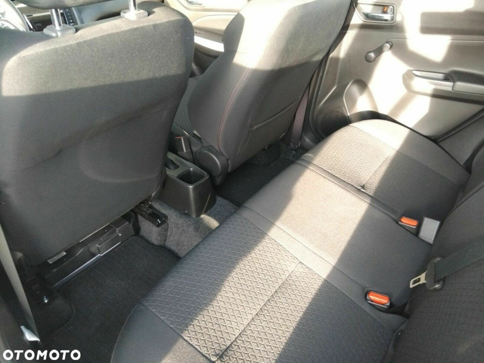 Suzuki Swift - 13