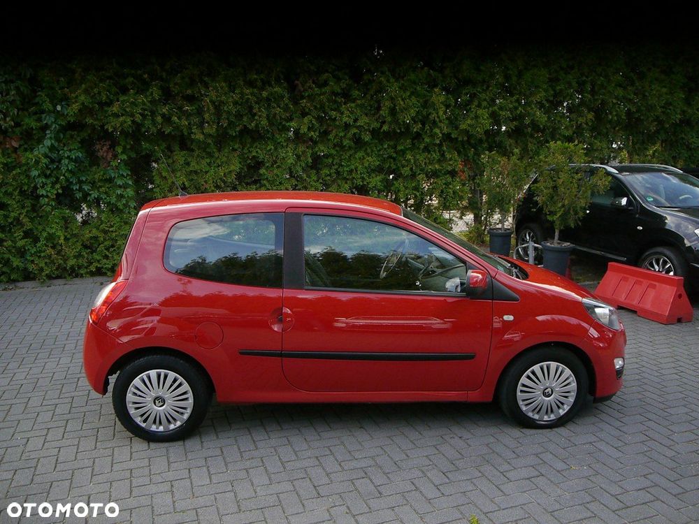 Renault Twingo 1.2 16V Eco Access - 11