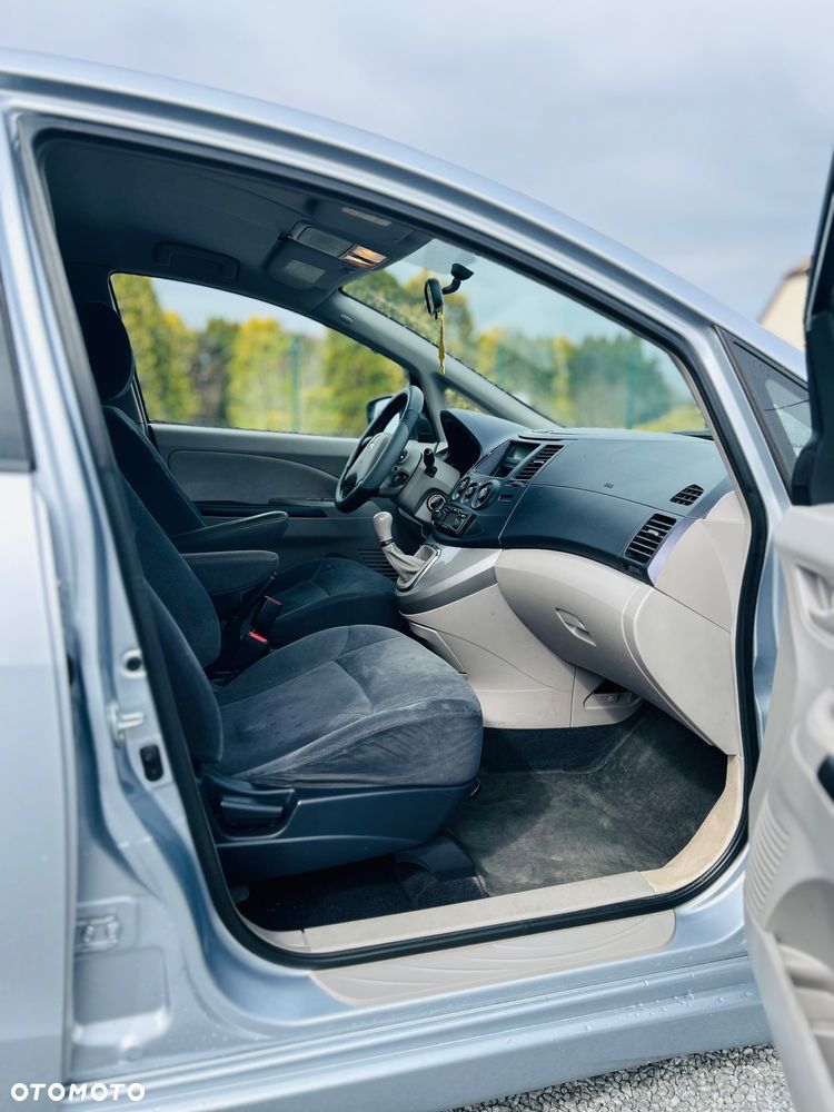 Mitsubishi Grandis 2.4 Intense (lea) - 6