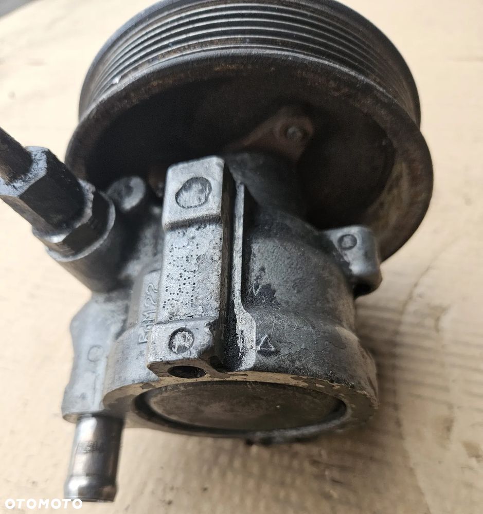 Renault Trafic Opel Vivaro Laguna III 2.0 DCI pompa wspomagania 8200374085 26128104 - 5