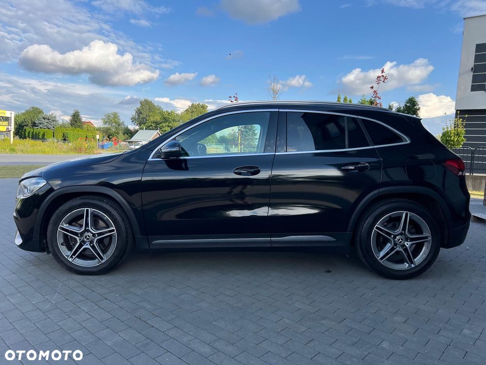 Mercedes-Benz GLA 200 d AMG Line - 10