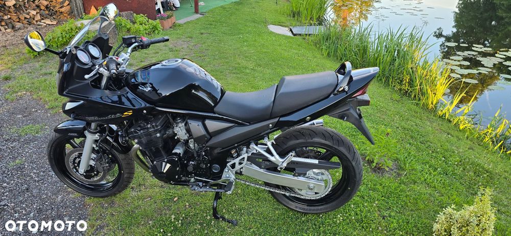 Suzuki Bandit - 11