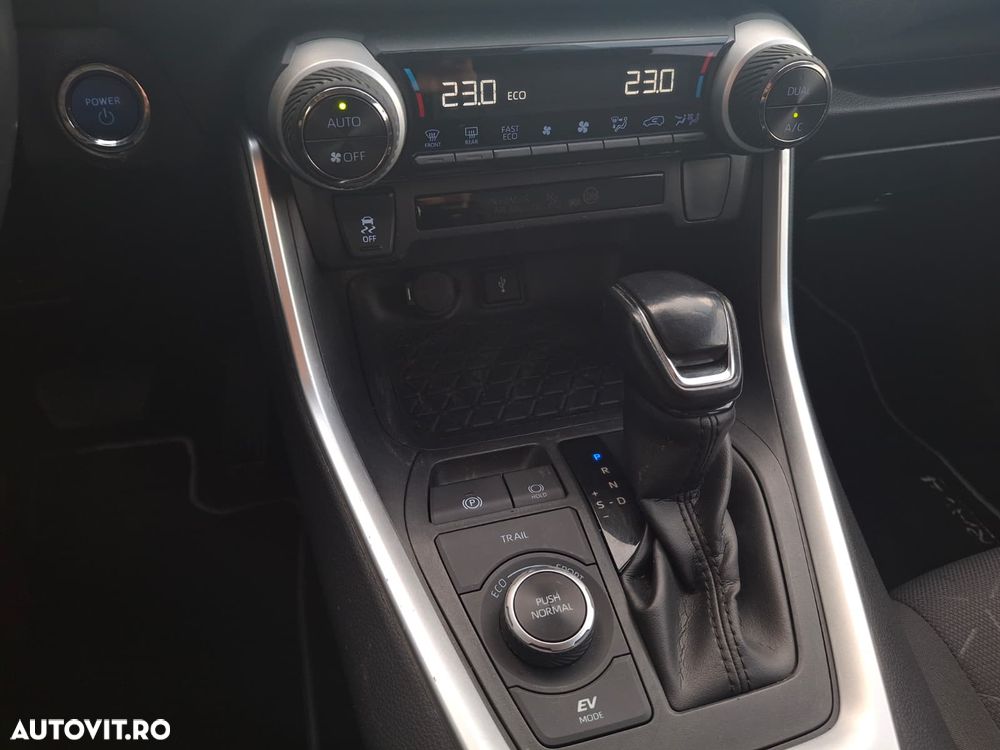 Toyota RAV4 2.5 4x4 Comfort - 27