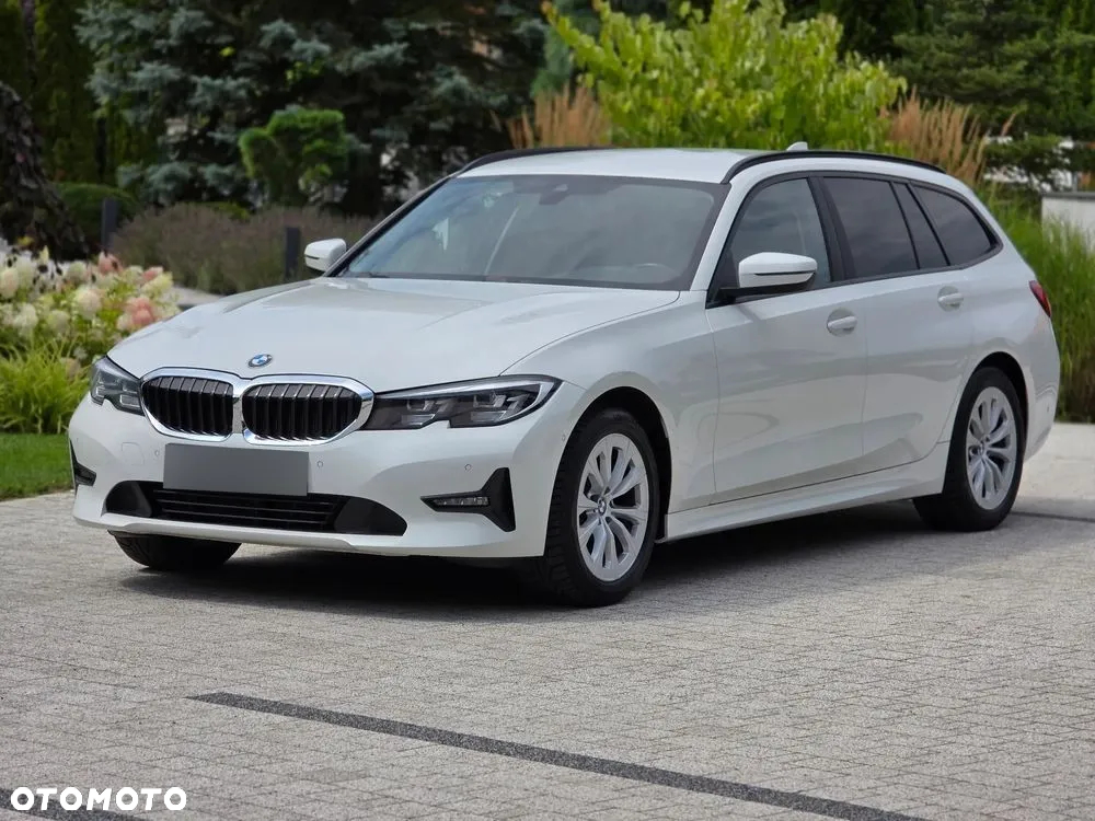 BMW Seria 3 318i Business Edition sport - 2
