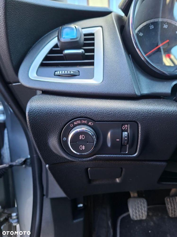 Opel Astra 1.6 CDTI DPF ecoFLEX TourerStart/Stop Edition - 12