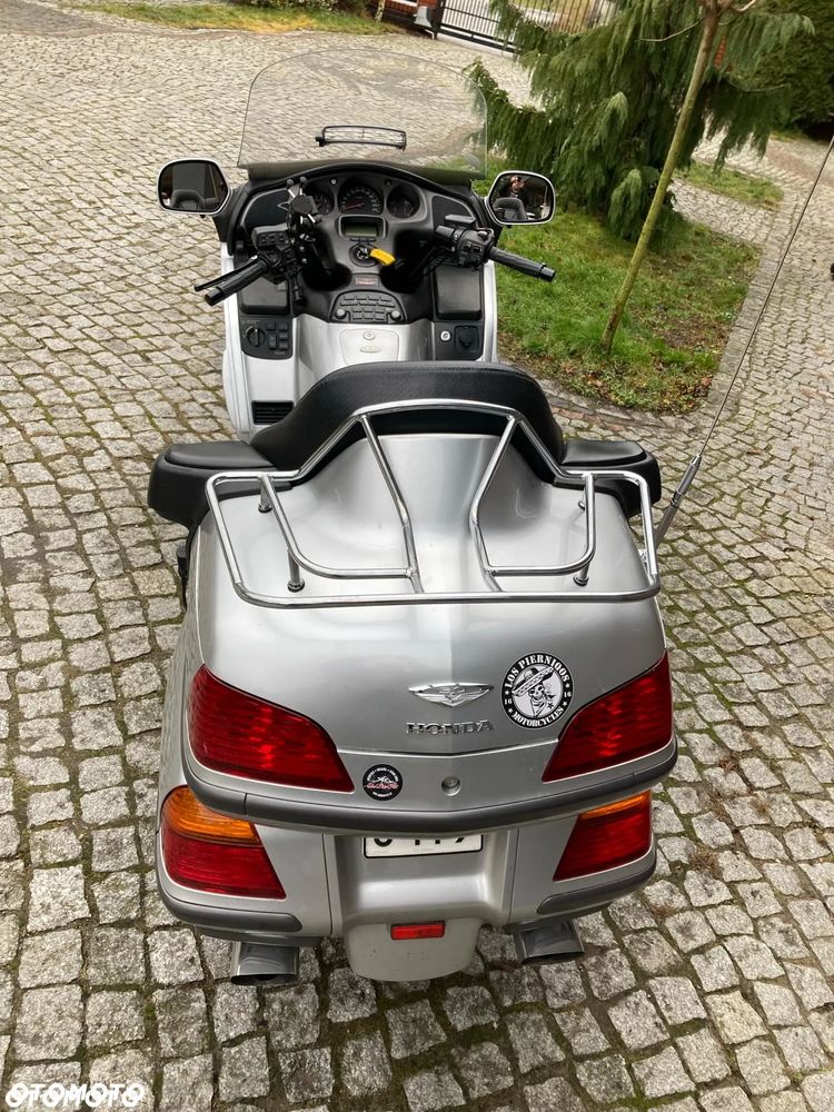 Honda GL - 4