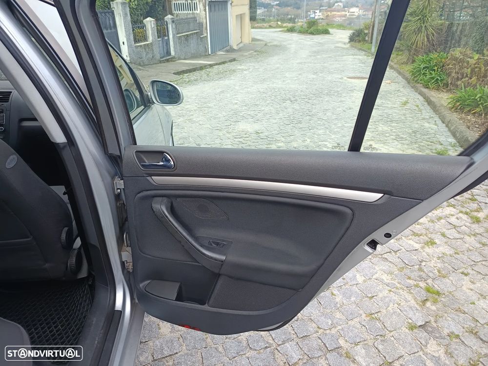 VW Golf 2.0 TDi Sport - 16