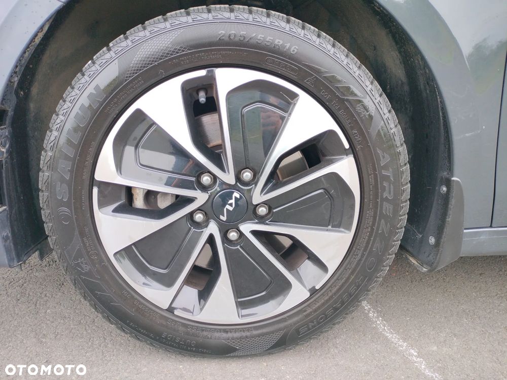 Kia Ceed 1.5 T-GDI Tribute - 18