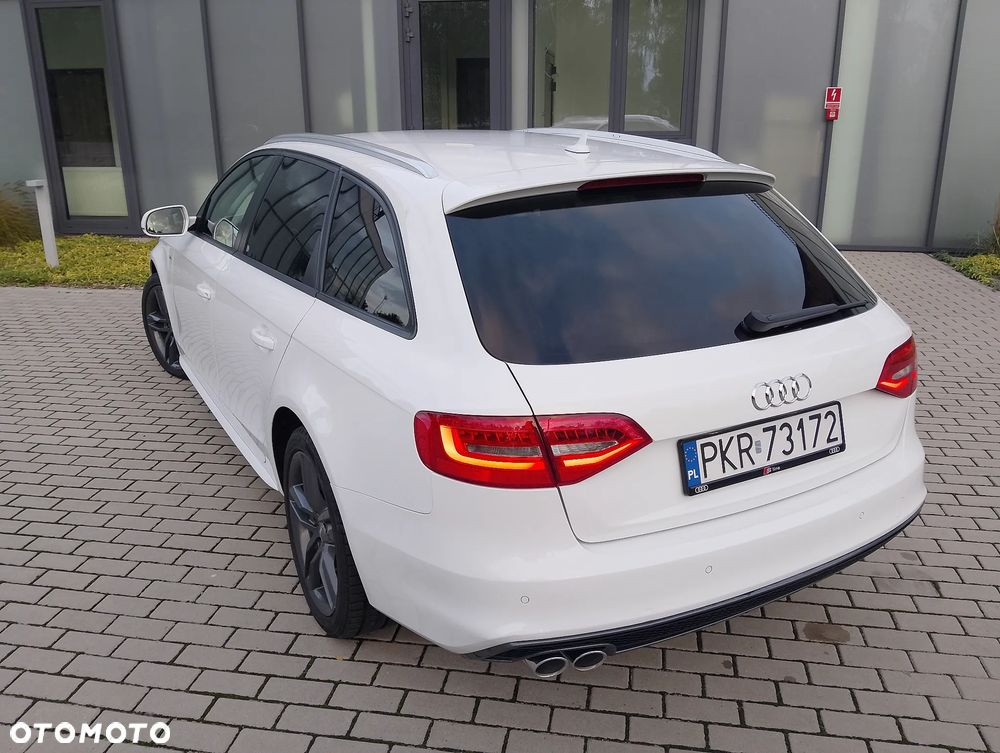 Audi A4 Avant - 30