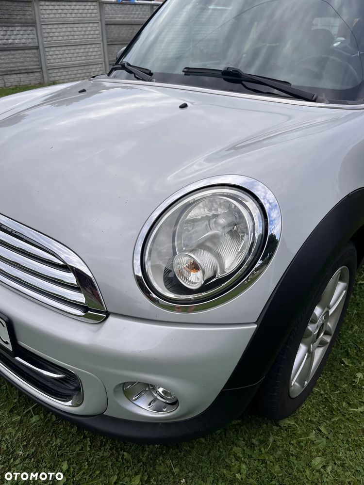 MINI Cooper Standard - 4