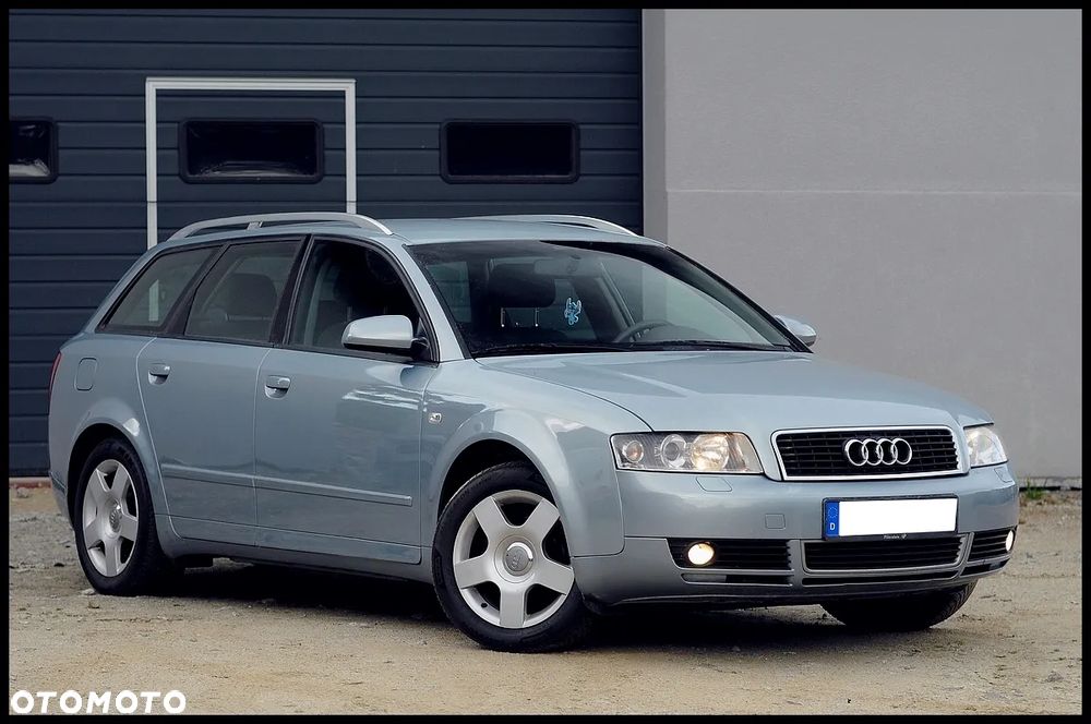 Audi A4 Avant - 13
