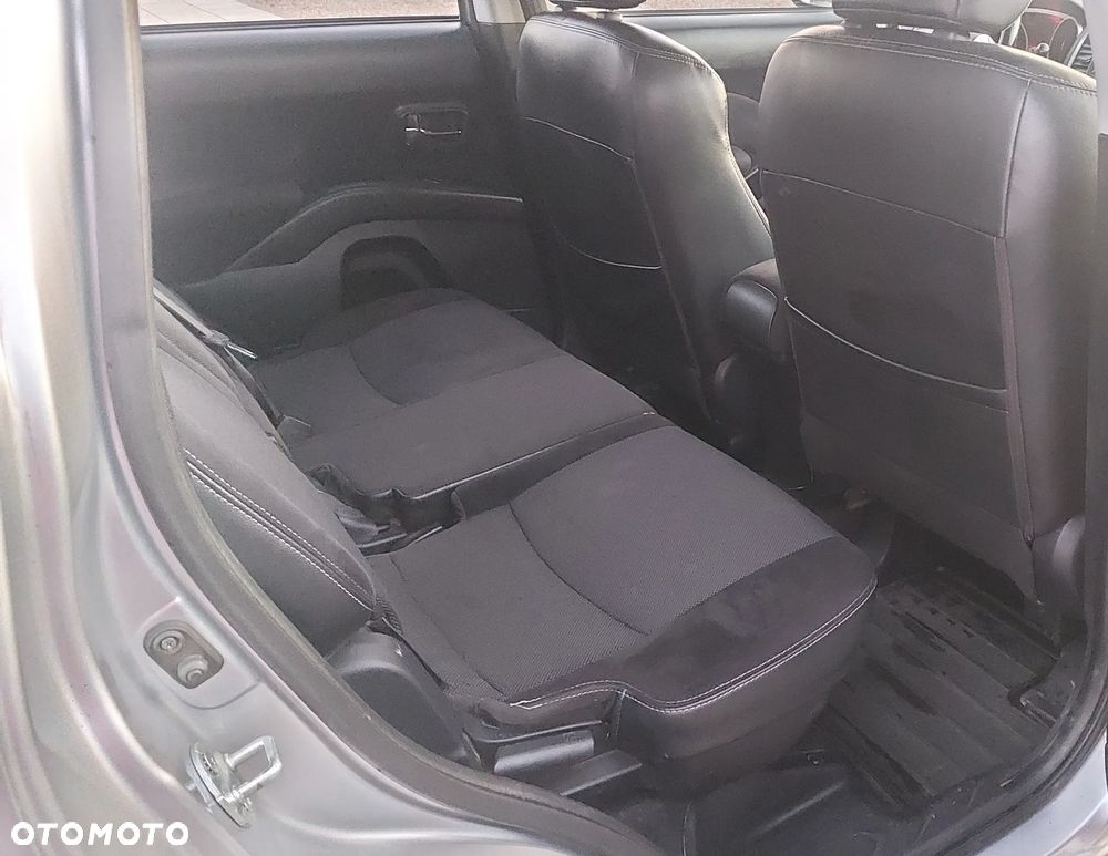 Peugeot 4007 2.2HDi Premium - 17