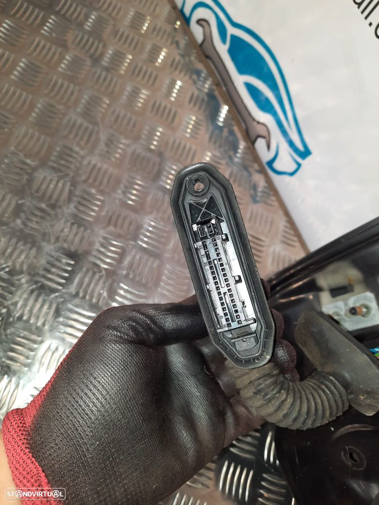 PORTA PORTAS FRENTE FRONTAL DIREITA BMW SERIE 1 E81 COUPE E82 CABRIO E88 41007207446 7207446 FECHO ELEVADOR MOTOR PUXADOR VIDRO RETROVISOR RETROVISORES - 7