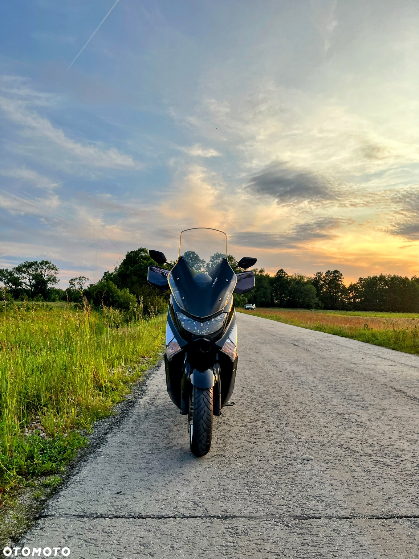 Yamaha NMAX - 16