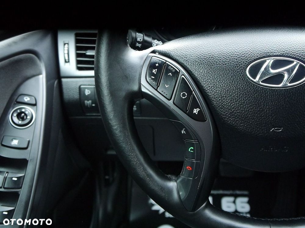 Hyundai i30 - 23