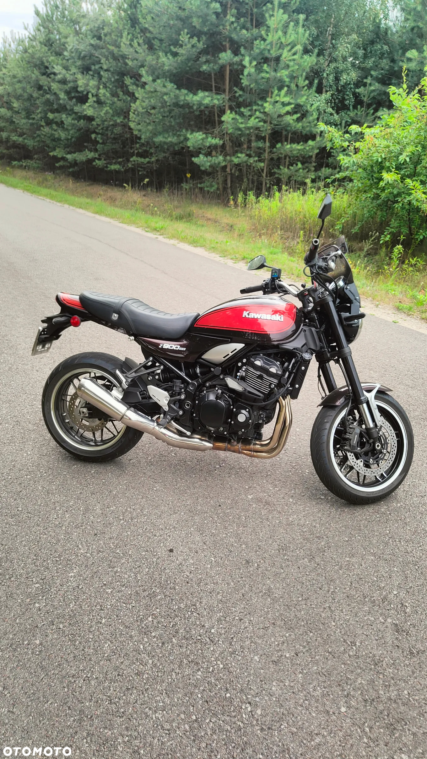 Kawasaki Z 900 RS - 4