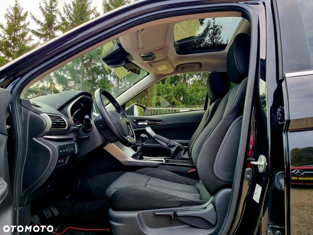Mitsubishi Eclipse Cross 1.5 T Invite Plus - 9