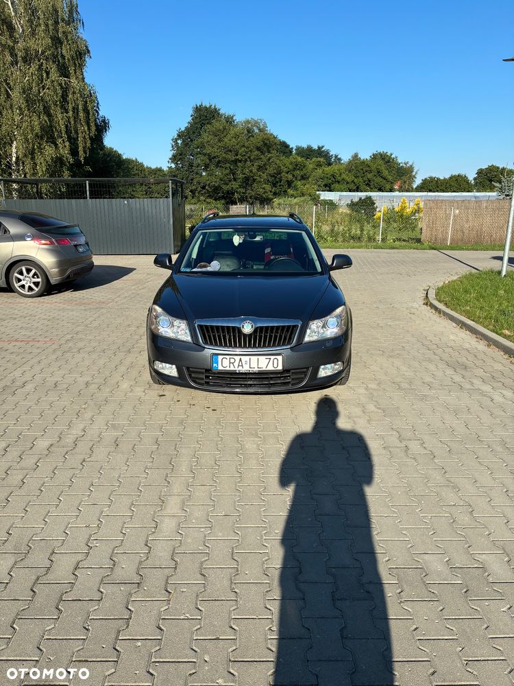 Skoda Octavia 2.0 TDI Elegance DSG - 1