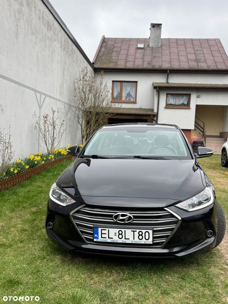 Hyundai Elantra 1.6 Comfort - 33