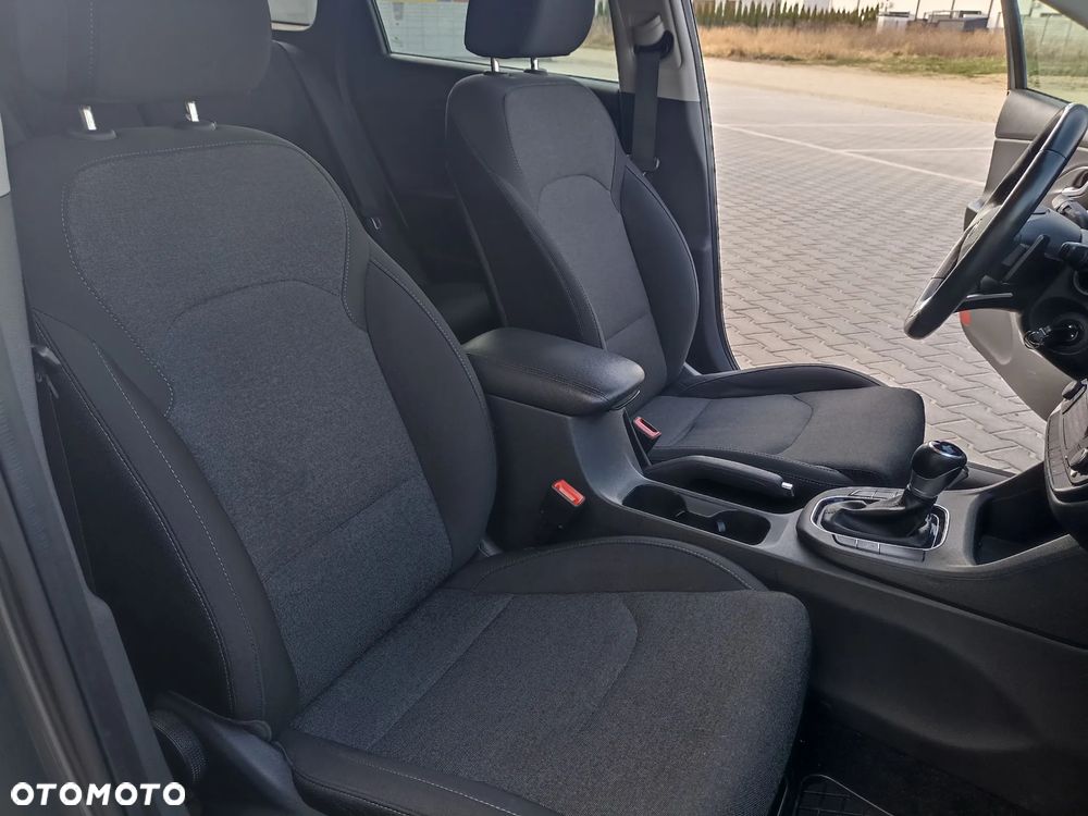 Hyundai i30 1.5 T-GDI 48V Comfort DCT - 17