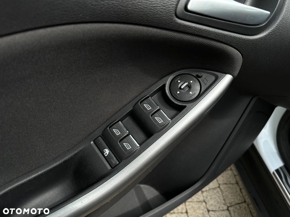 Ford Focus 1.0 EcoBoost STart-Stopp-System TITANIUM - 14